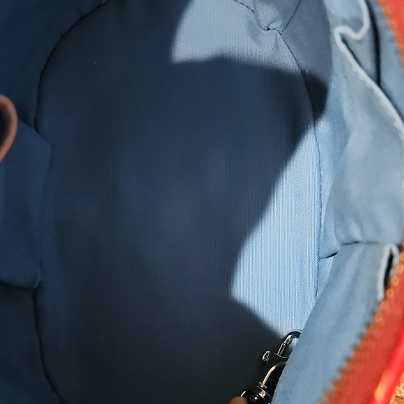 Dooney and Bourke small shoulder hobo bag - Picture 13 of 15